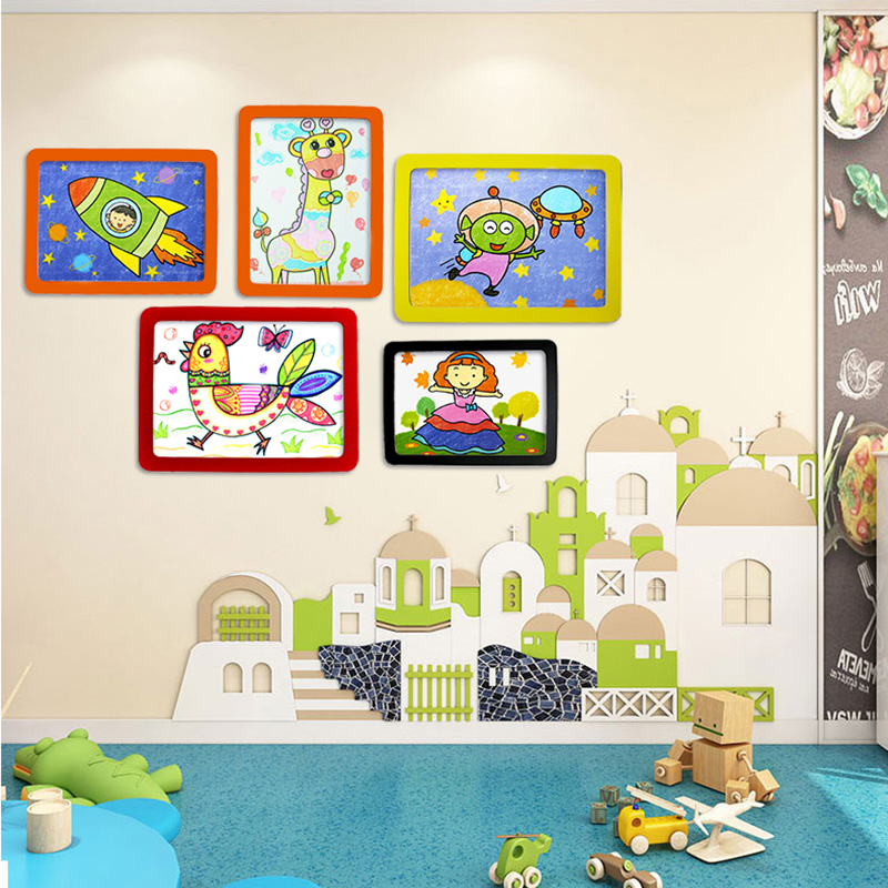 Advertising & Display Equipment